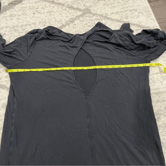Athleta Black Cut Out Back Long Sleeve Shirt - Picture 9 of 11